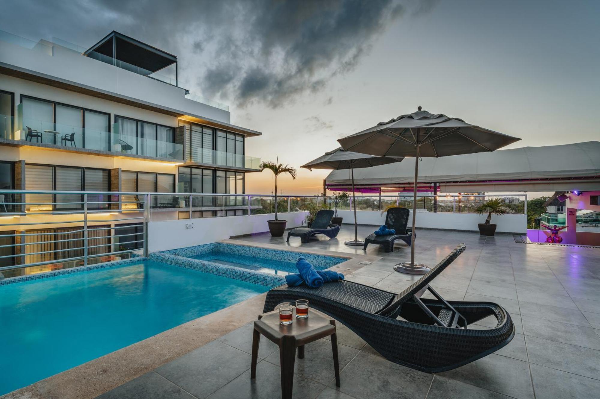 Soho Playa Hotel Playa del Carmen Exterior photo